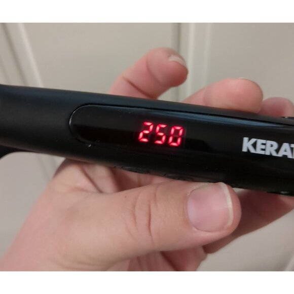 Keratin Complex Hair Straightener black 450°F Adjustable Temp Professional - Picture 13 of 14
